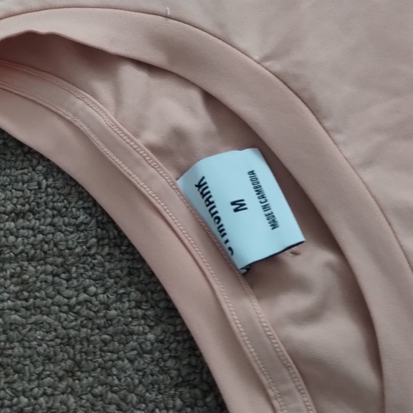 Whitney Simmons gymshark oversized alive shirt peach - Picture 4 of 4